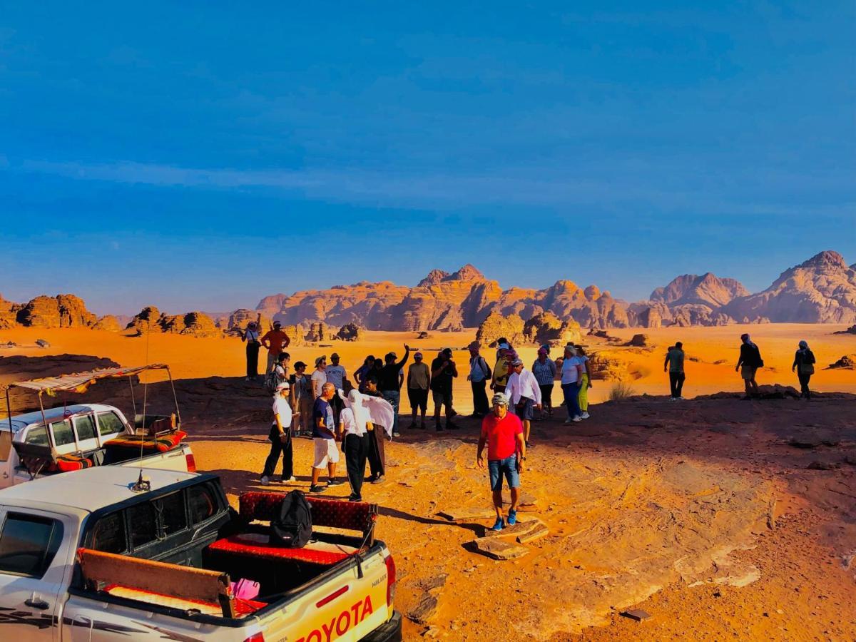Flowers Rum Camp Wadi Rum Extérieur photo