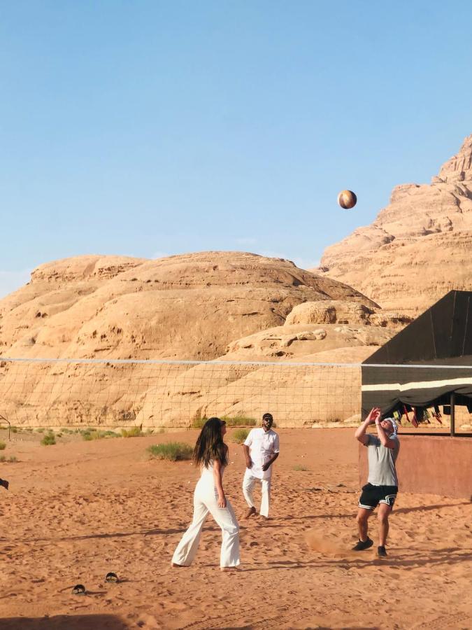 Flowers Rum Camp Wadi Rum Extérieur photo