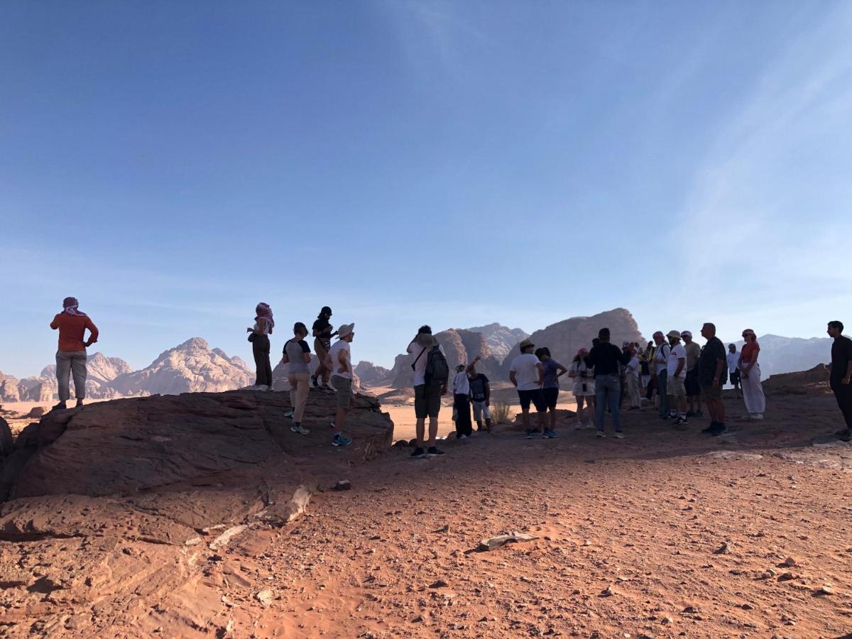 Flowers Rum Camp Wadi Rum Extérieur photo
